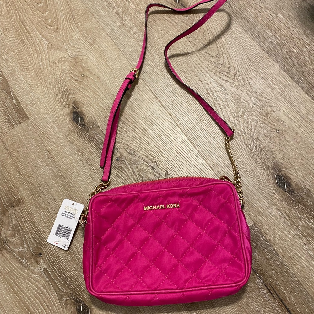 NWT - Michael Kors Jet Set Crossbody - Raspberry